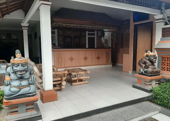 ホテル デワ バラタ バンガローズ レギャン